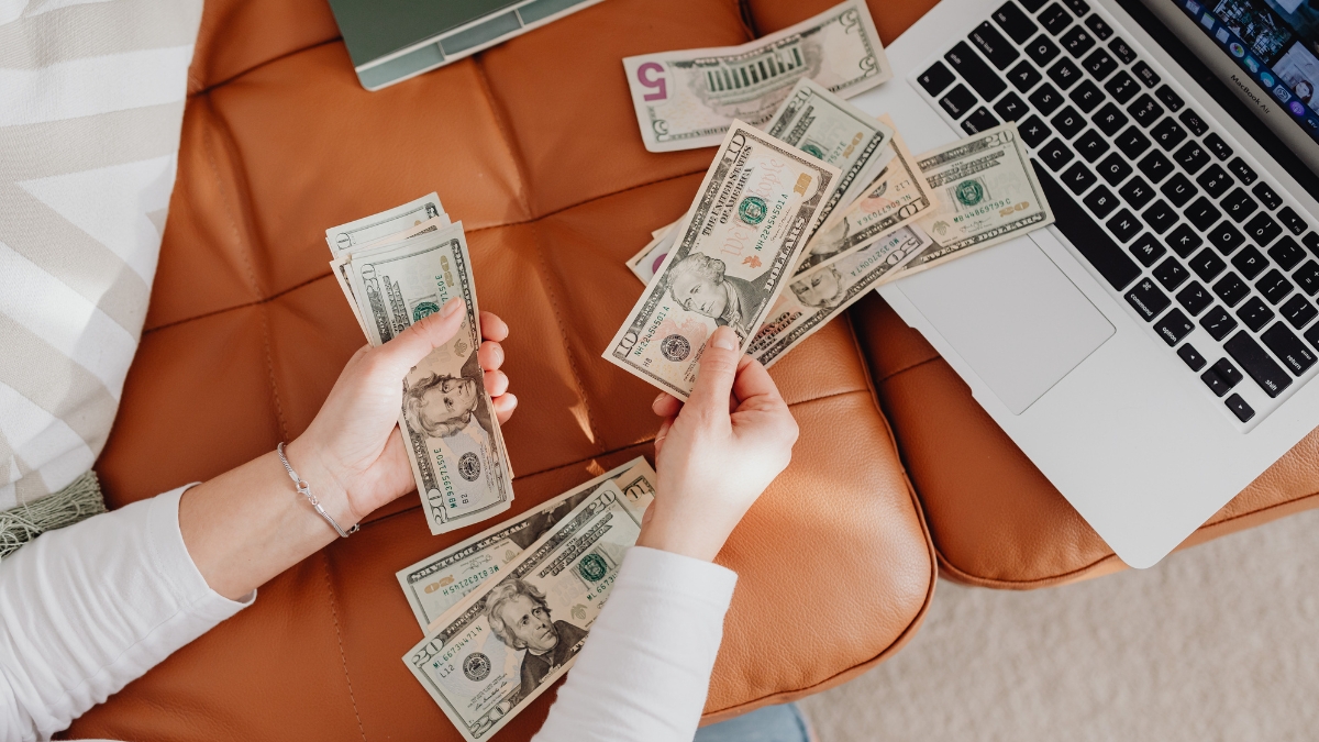Financial Independence for Stay-At-Home Moms — Full Guide Financial Independence for Stay-At-Home Moms — Full Guide