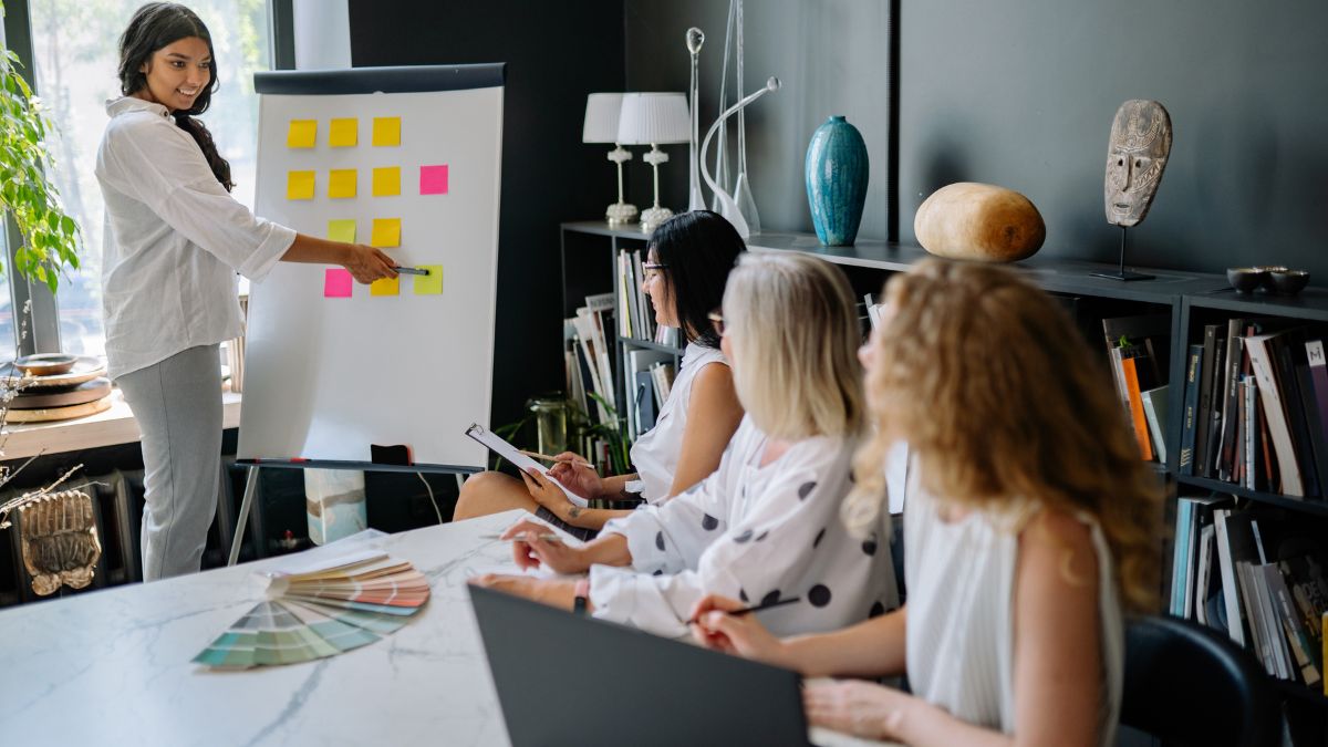 How to Take Better Meeting Notes and Turn Them Into Clear Next Steps take better meeting notes 5