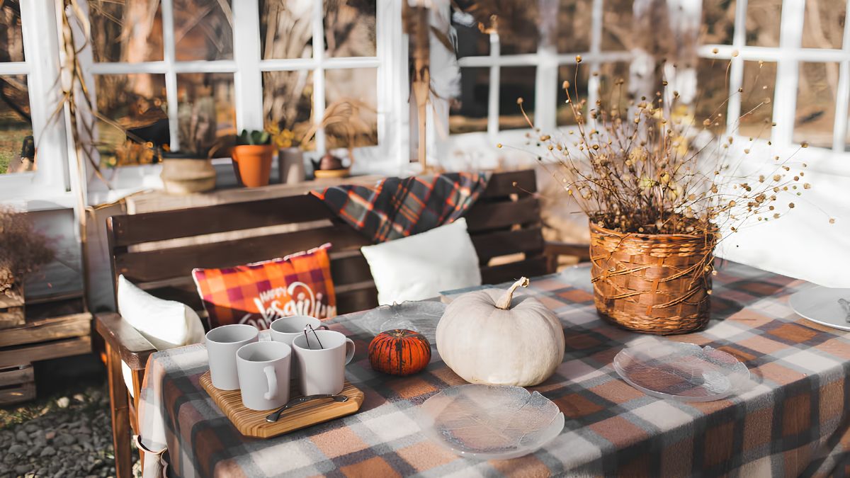 cozy fall entertaining ideas at home 4