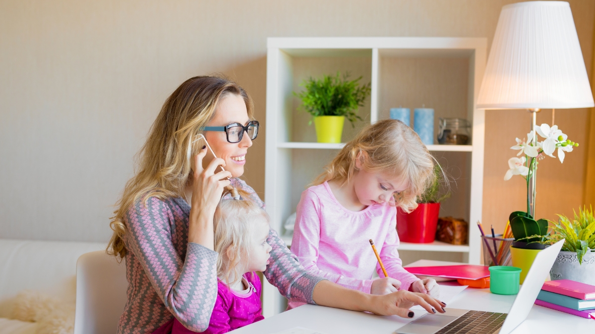 Financial Independence for Stay-At-Home Moms — Full Guide