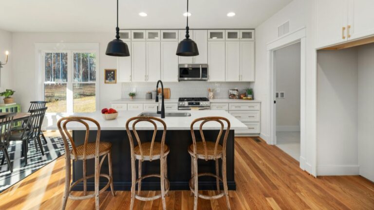 Modern Farmhouse Home Decor: Balanced Ideas for Texture, Comfort, and Character