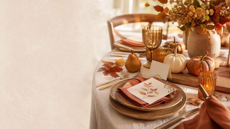 Thanksgiving Table Decor Ideas for a Warm, Beautiful Table You Already Own